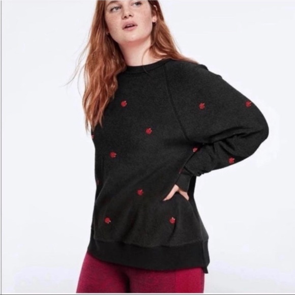 PINK Roses Black Fleece Sweatshirt - Picture 1 of 7